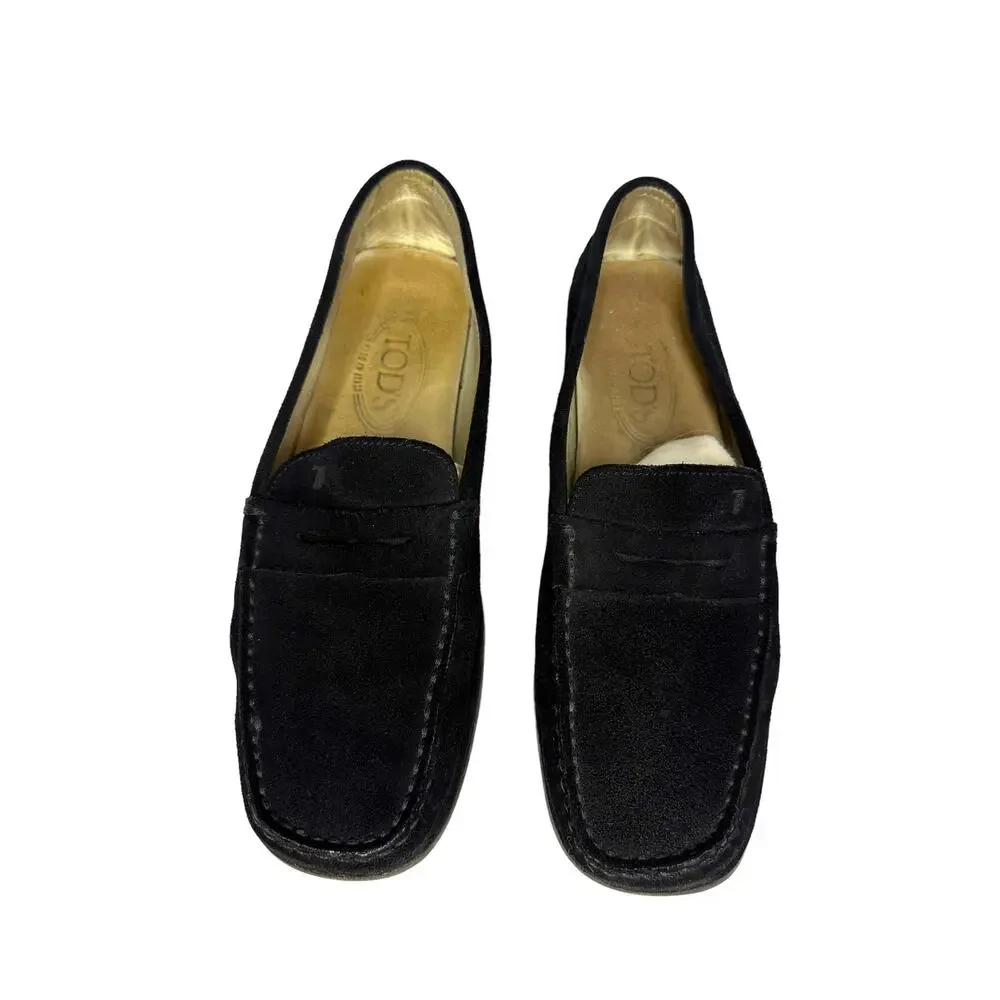 Tods women's black suede penny loafer size 8.5‎